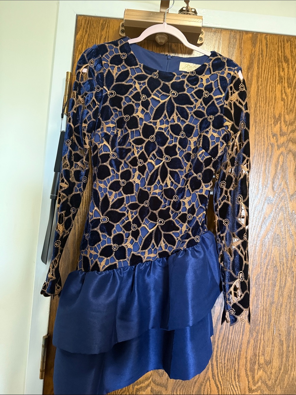 JEWEL BADGLEY MISCHKA Women's Navy Blue Ruffle Mini Skirt